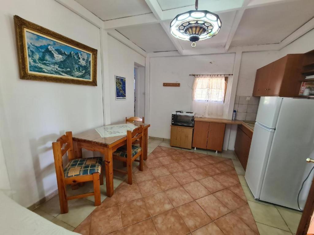 Maison d'hôtes Το Κτήμα Της Ελιάς Του Τάκη à Paralia Demonias Extérieur photo