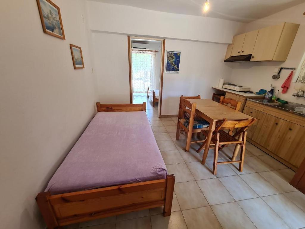 Maison d'hôtes Το Κτήμα Της Ελιάς Του Τάκη à Paralia Demonias Extérieur photo